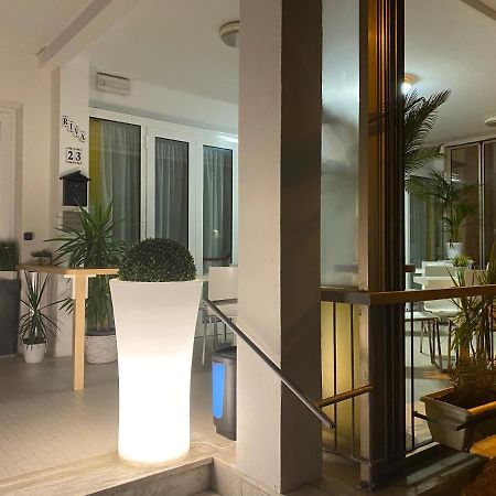 Hotel Riva Rimini Extérieur photo
