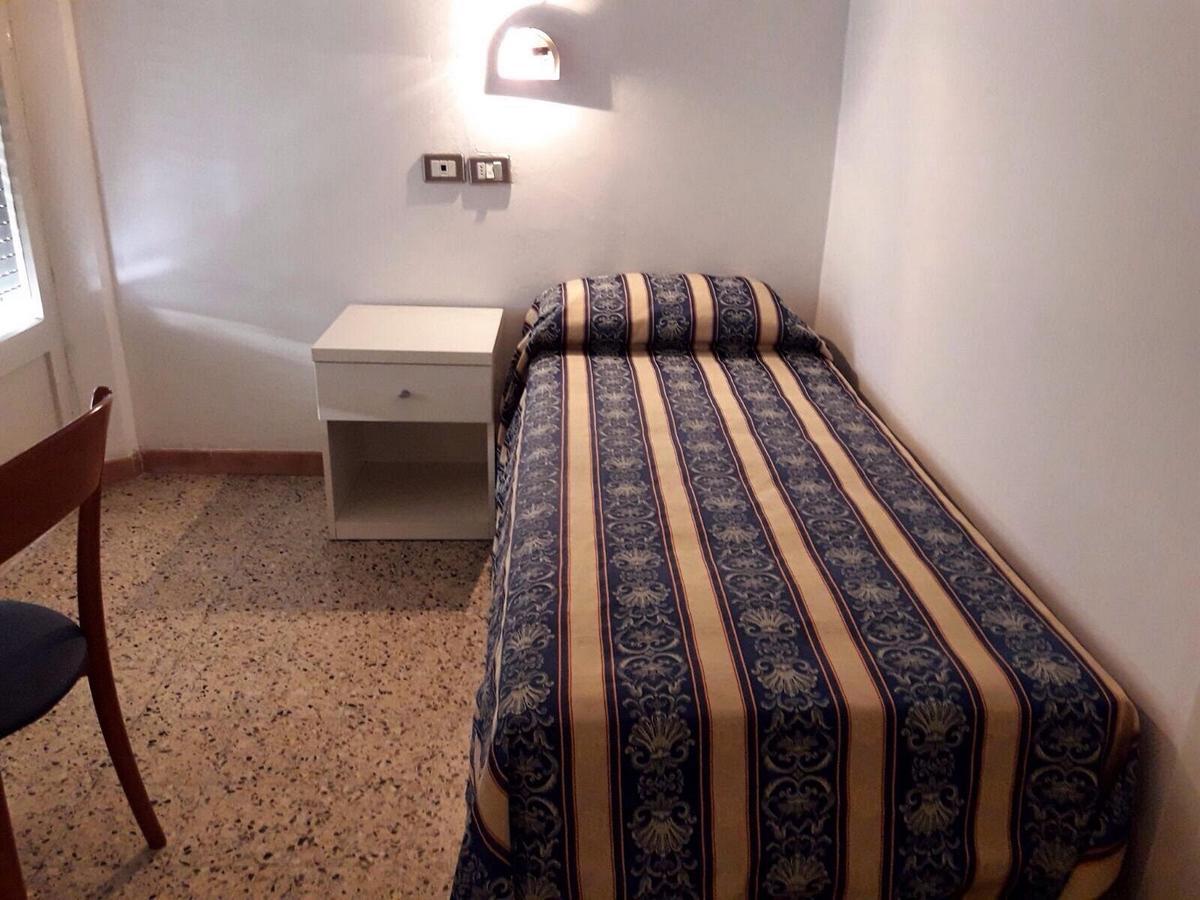 Hotel Riva Rimini Extérieur photo