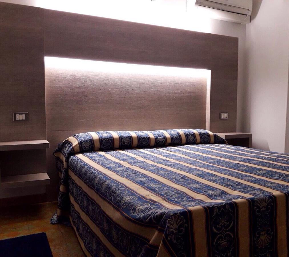 Hotel Riva Rimini Extérieur photo