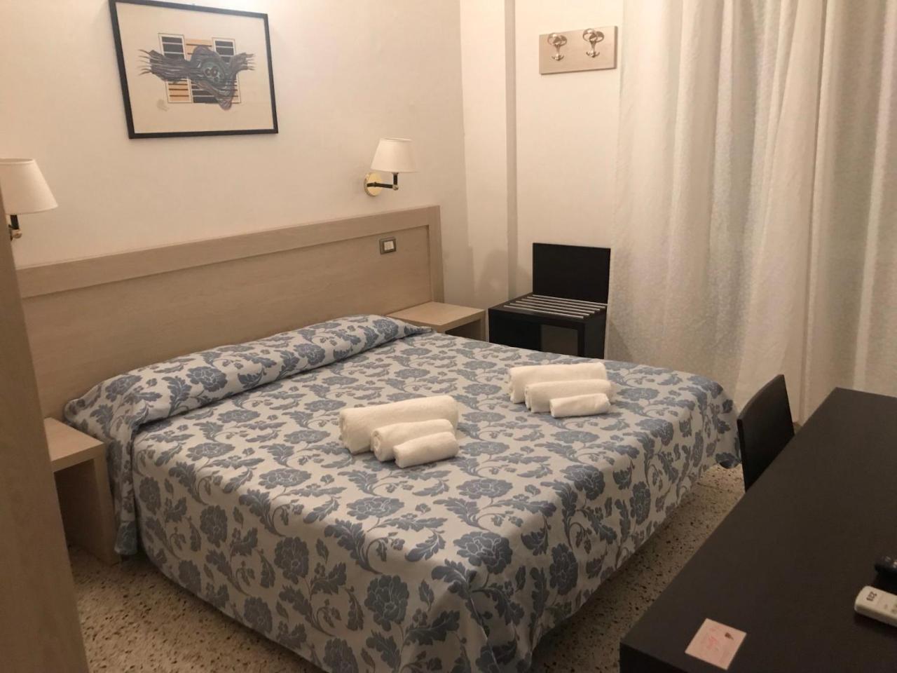 Hotel Riva Rimini Extérieur photo