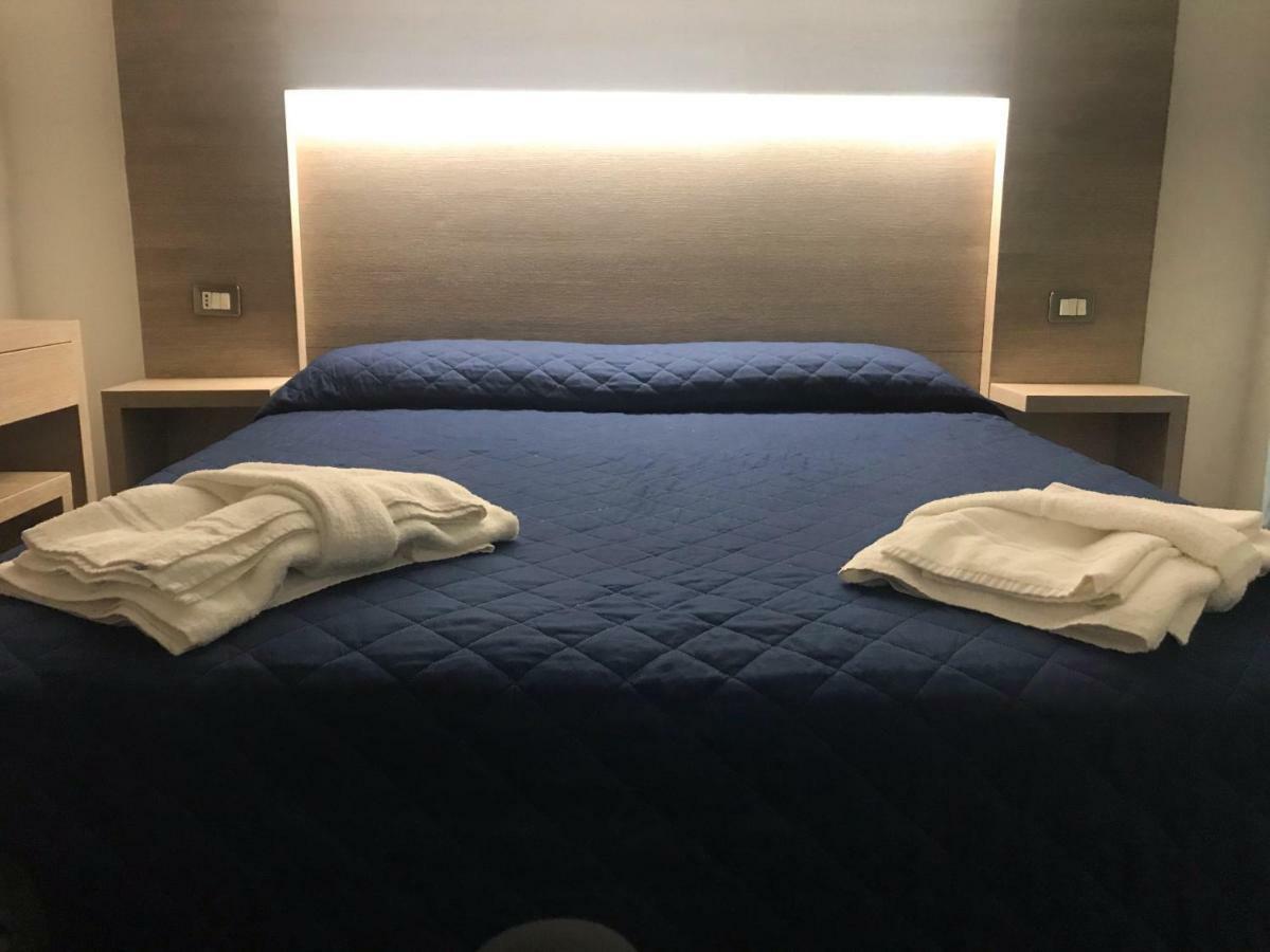 Hotel Riva Rimini Extérieur photo