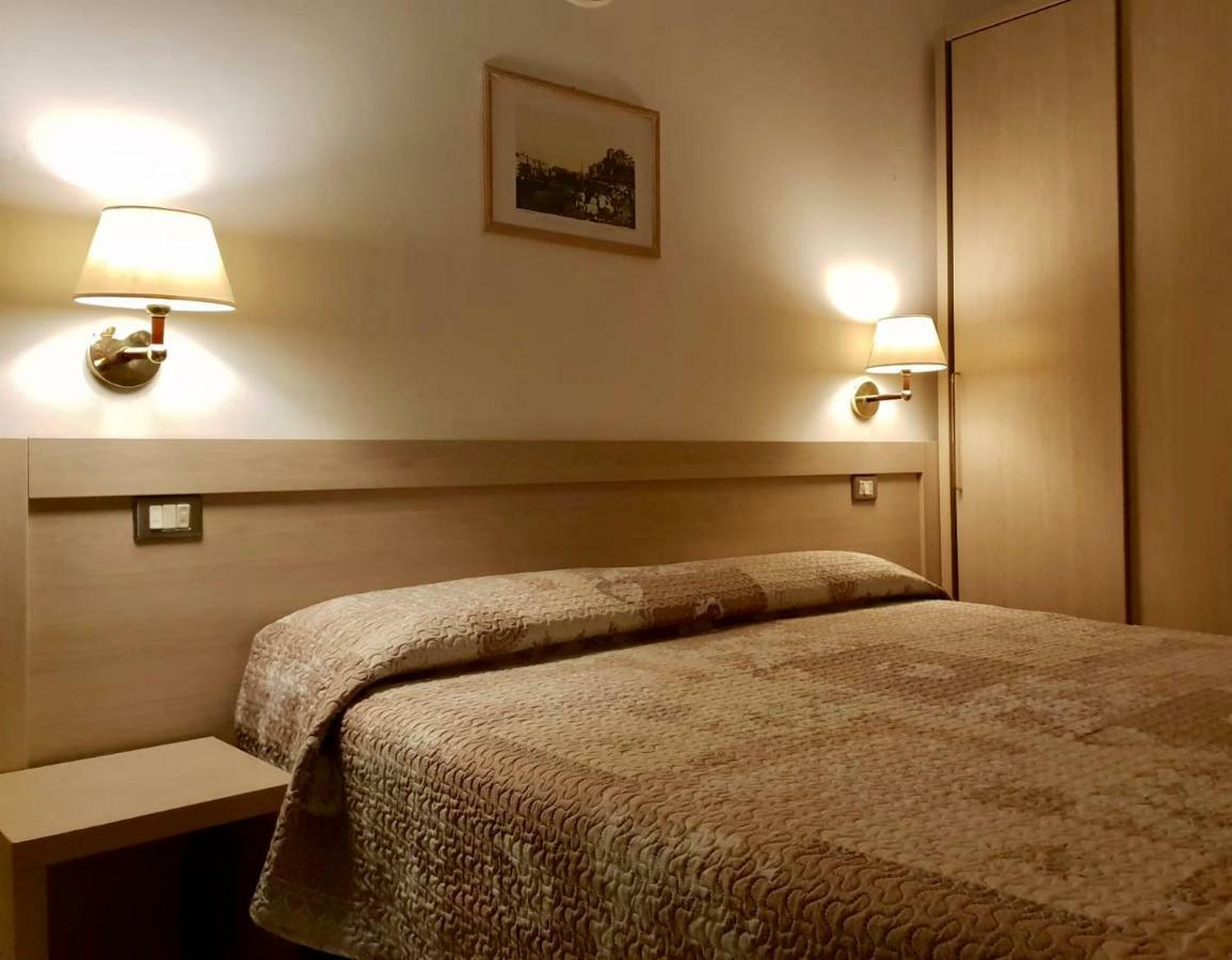 Hotel Riva Rimini Extérieur photo